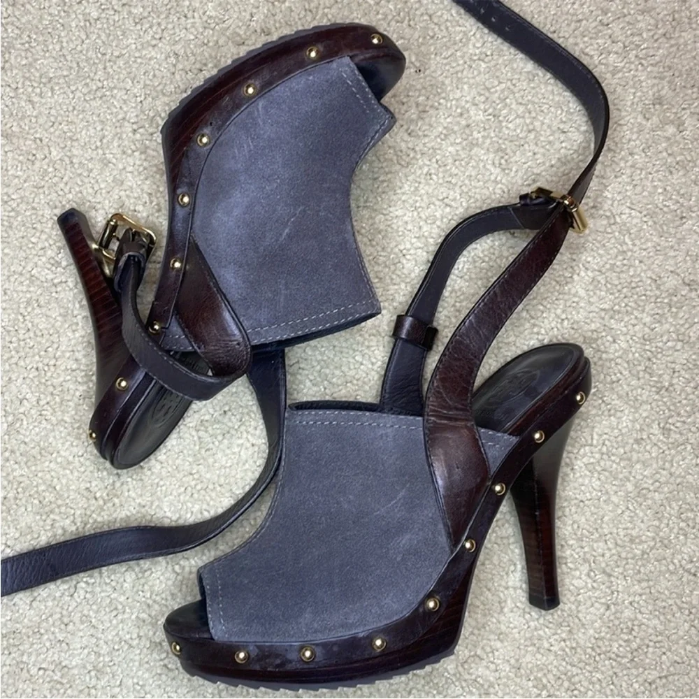 Tory Burch debuts the Bilson sandal clog platform high heel